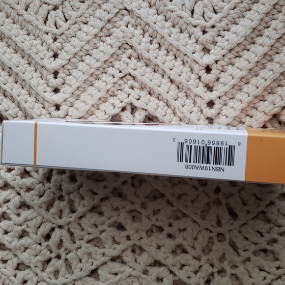 Fitbit Inspire & Inspire HR Red/Pink Woven Nylon Band - Picture 4 of 4